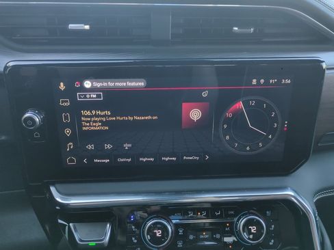 Used 2025 GMC Sierra 1500 Denali Ultimate image 8