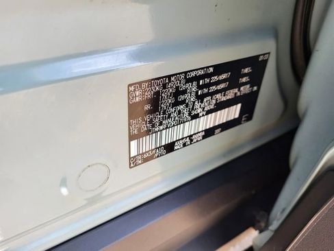 Used 2023 Toyota RAV4 XLE w/ Convenience Package AWD/4WD image 28