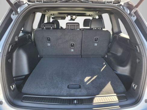 New 2025 Jeep Grand Cherokee Altitude image 7