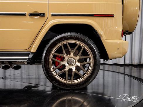 Used 2025 Mercedes-Benz G 63 AMG 4MATIC image 16