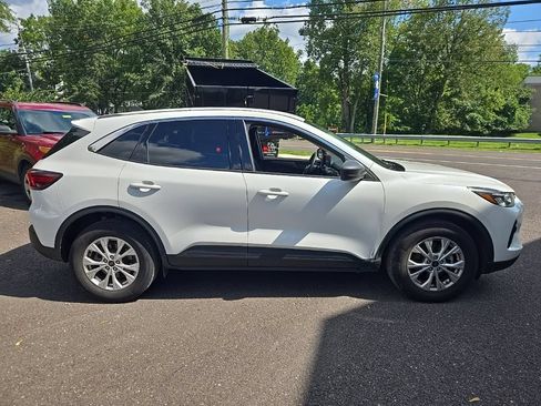 Used 2023 Ford Escape Active AWD/4WD image 3