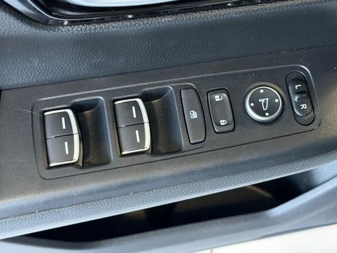 Used 2024 Honda CR-V EX-L image 15