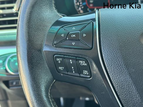 Used 2017 Ford Explorer Platinum AWD/4WD image 19