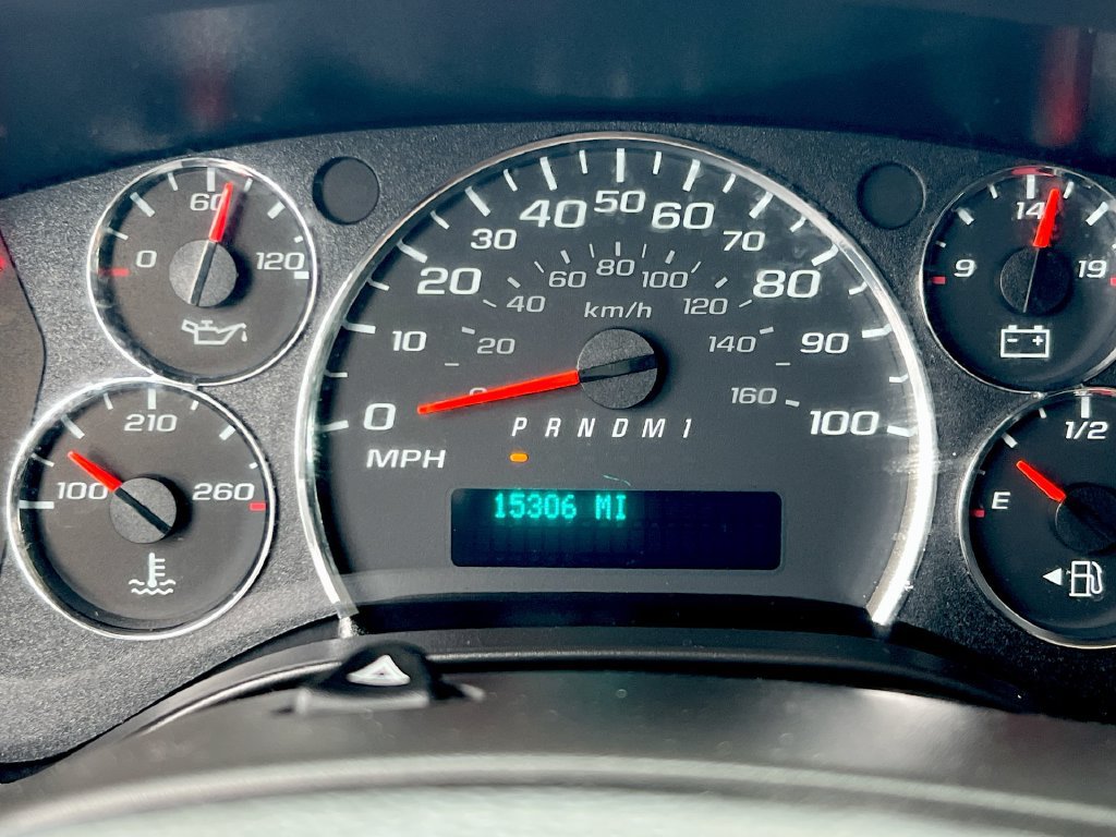 Used 2025 GMC Savana 2500 w/ Driver Convenience Package RWD image 12