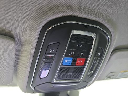 Used 2023 Jeep Grand Cherokee Limited image 42