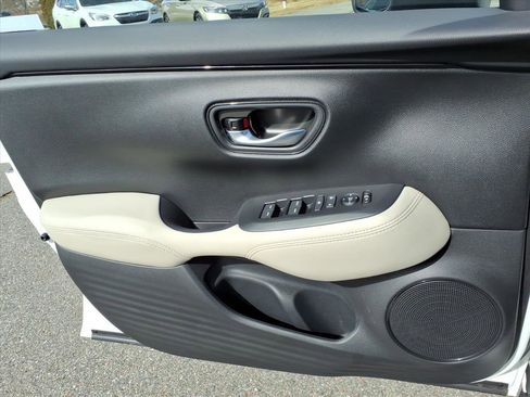 New 2026 Honda HR-V LX image 26