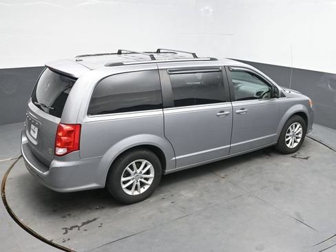 Used 2018 Dodge Grand Caravan SXT FWD image 30