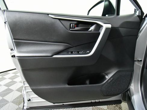 Used 2024 Toyota RAV4 LE image 21