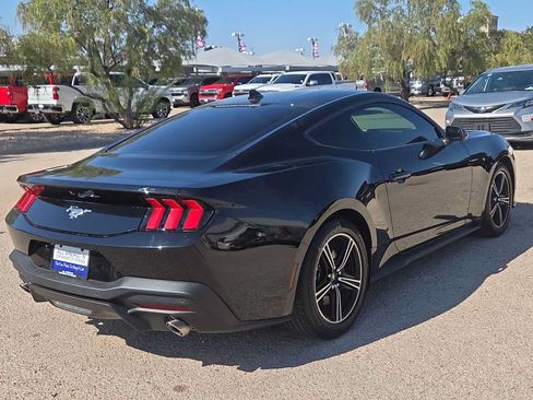 Used 2025 Ford Mustang Coupe RWD image 8
