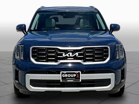Used 2025 Kia Telluride S image 4