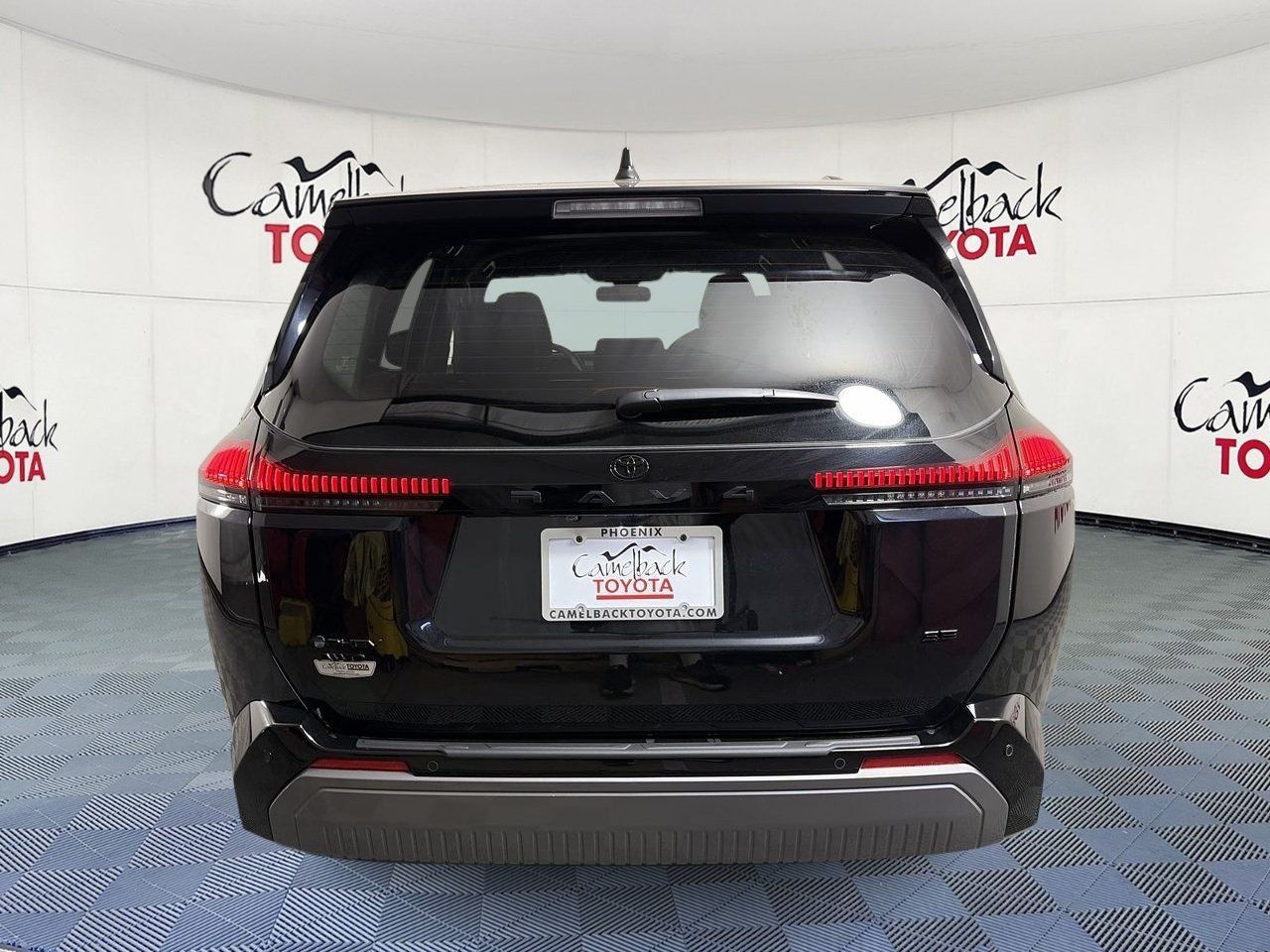 Used 2026 Toyota RAV4 SE w/ Weather Package AWD/4WD image 7