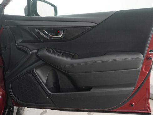 Used 2020 Subaru Outback Premium image 12