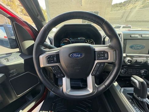 Used 2015 Ford F150 Platinum w/ Equipment Group 701A Luxury image 4