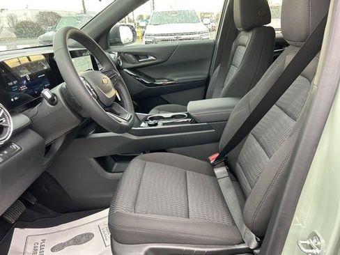 New 2026 Chevrolet Equinox LT image 15