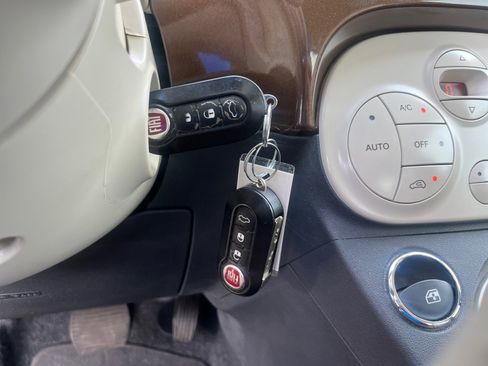 Used 2013 FIAT 500 Lounge w/ Luxury Leather Pkg image 34