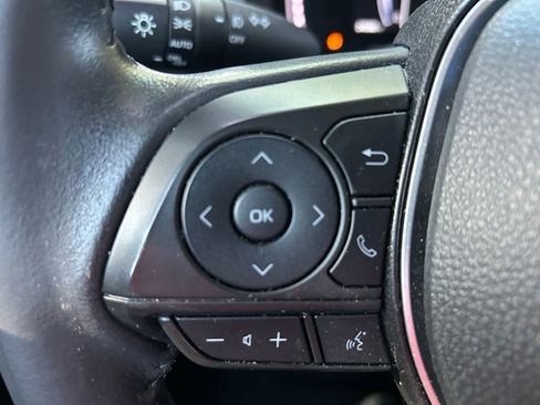 Certified 2023 Toyota Corolla Cross XLE w/ Convenience Package FWD image 20
