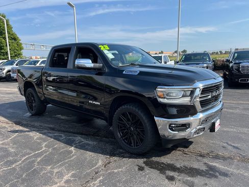 Used 2023 RAM 1500 Laramie AWD/4WD image 4