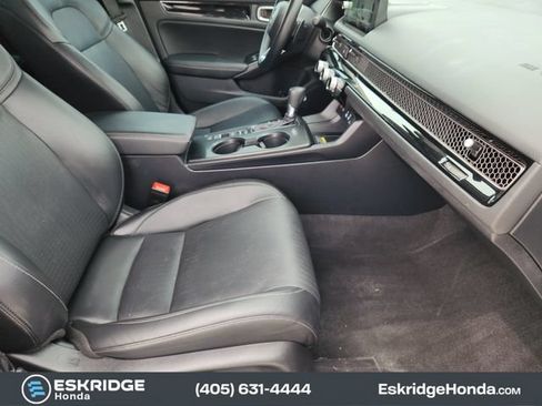 Used 2023 Honda Civic Touring image 15