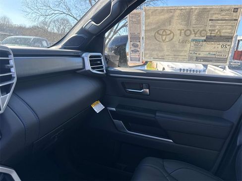 New 2025 Toyota Tundra Limited w/ TRD Off-Road Package image 27