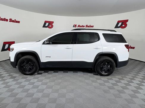 Used 2022 GMC Acadia AT4 w/ Preferred Package AWD/4WD image 3