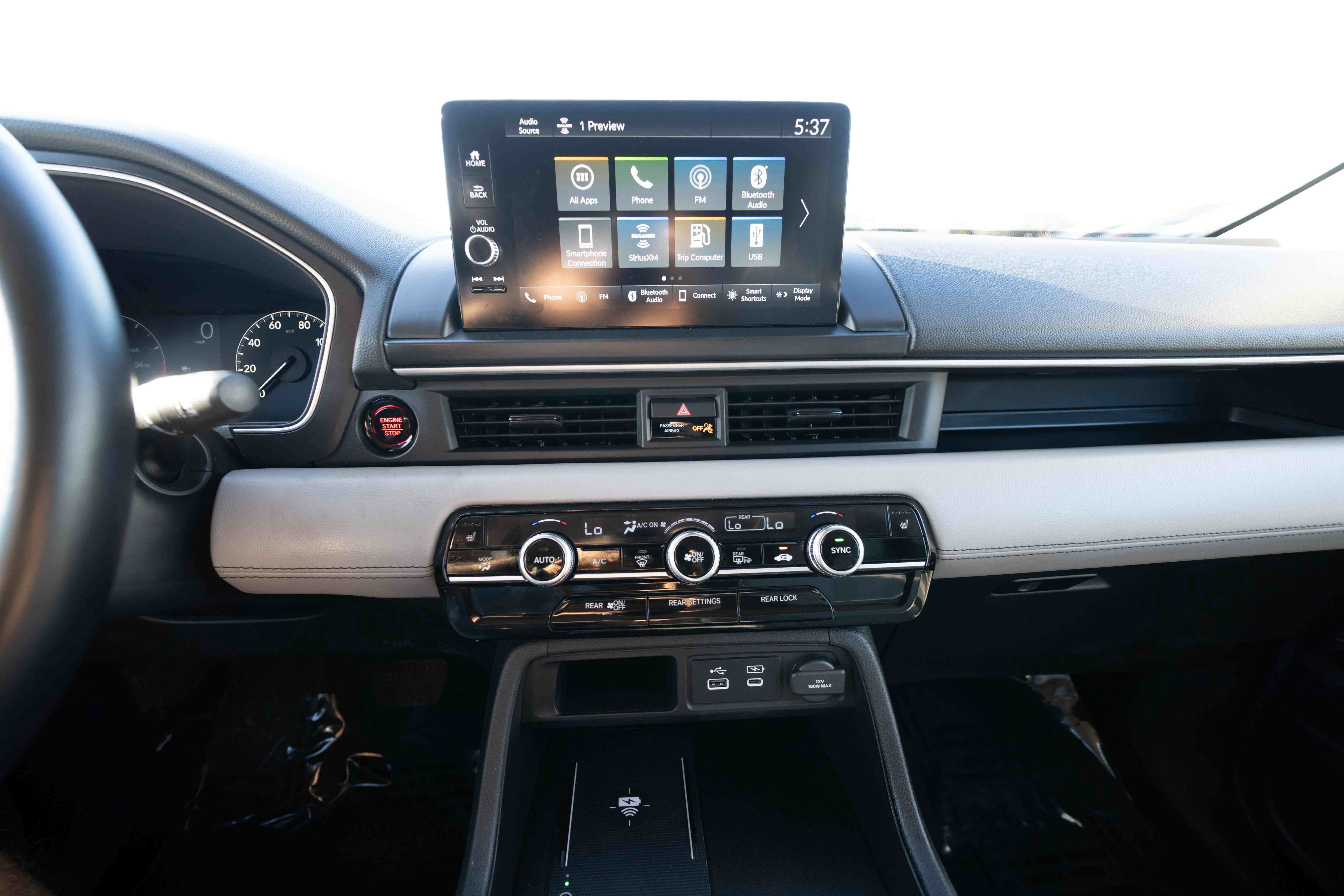 Used 2025 Honda Pilot EX-L image 17