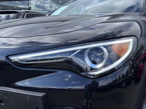 Used 2022 Alfa Romeo Stelvio Sprint image 12