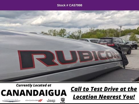 Used 2020 Jeep Gladiator Rubicon w/ Dual Top Group AWD/4WD image 24