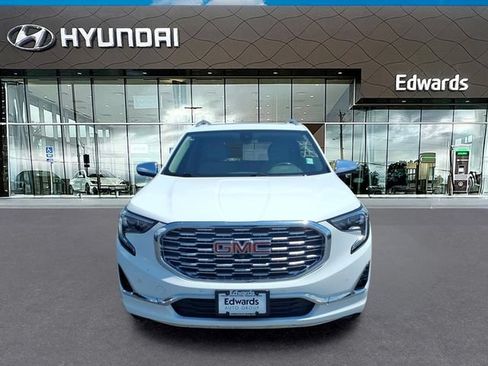 Used 2019 GMC Terrain Denali w/ Advanced Safety Package AWD/4WD image 3