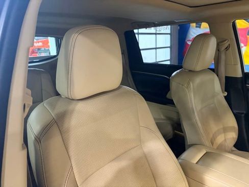 Used 2015 Toyota Highlander Limited AWD/4WD image 28