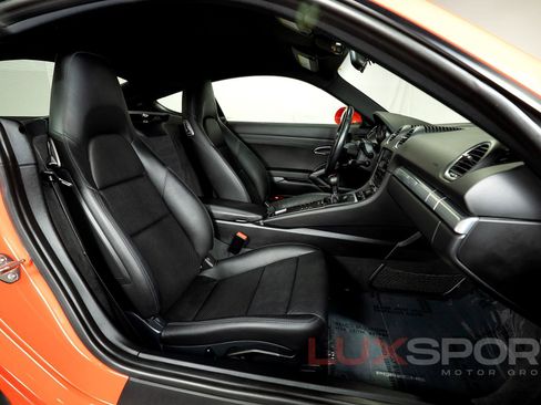 Used 2018 Porsche 718 Cayman S image 48
