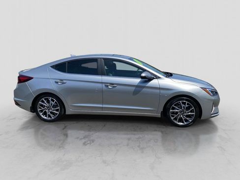 Used 2020 Hyundai Elantra Limited w/ Ultimate Package 03 FWD image 5