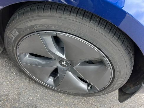 Used 2021 Tesla Model 3 Standard Range Plus RWD image 7