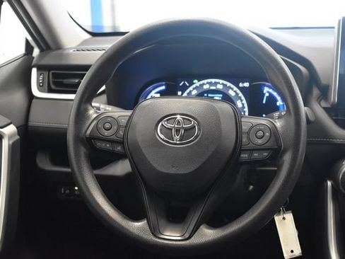 Used 2024 Toyota RAV4 LE AWD/4WD image 24