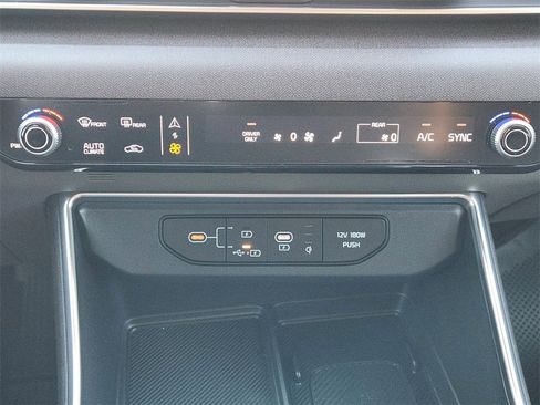 New 2026 Kia Carnival SX image 14