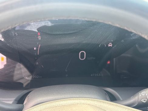 Used 2024 Buick Encore GX Sport Touring AWD/4WD image 23