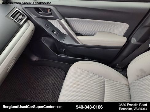 Used 2018 Subaru Forester 2.5i Premium w/ All-Weather Package AWD/4WD image 36