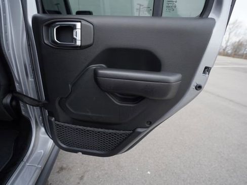 Used 2020 Jeep Wrangler Unlimited Rubicon image 23