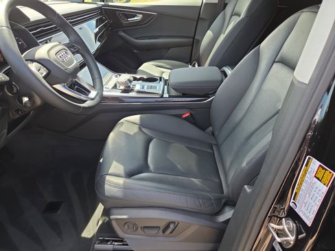 Used 2023 Audi Q7 3.0T Premium Plus image 5