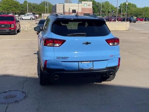 Used 2023 Chevrolet TrailBlazer RS w/ Sun and Liftgate Package AWD/4WD image 7