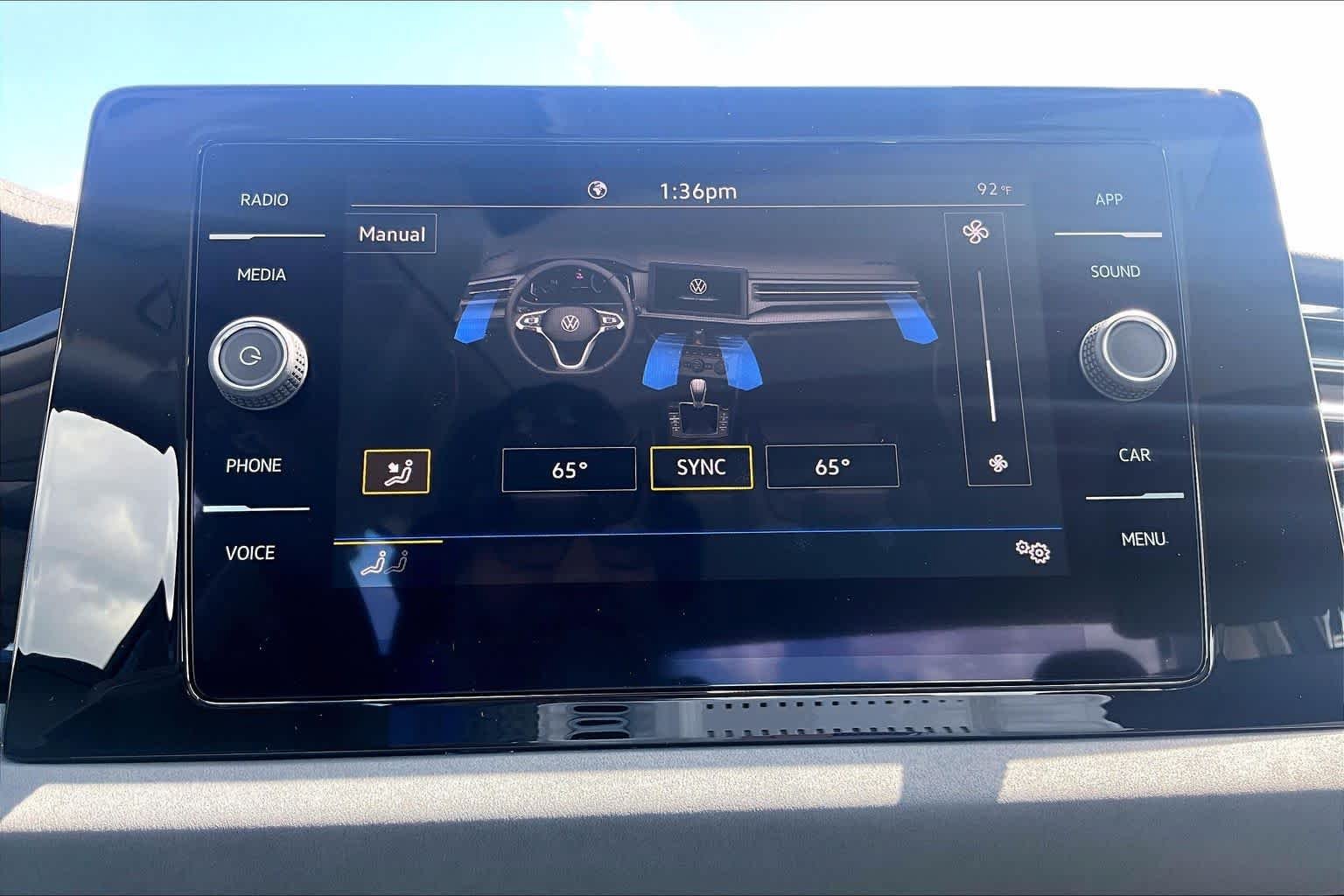 New 2027 Volkswagen Jetta SE FWD image 19