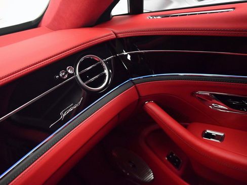 New 2025 Bentley Flying Spur Plug-In Hybrid AWD/4WD image 18
