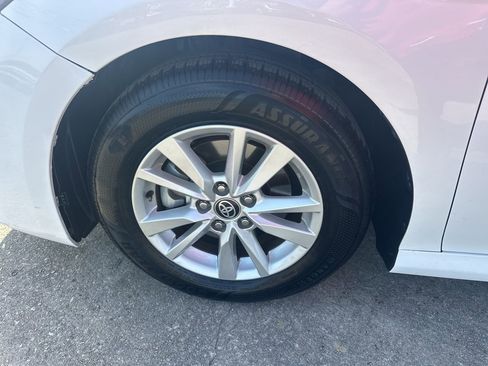 Used 2025 Toyota Camry LE image 7