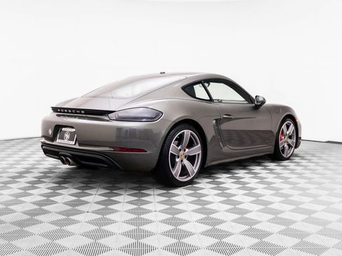 Certified 2025 Porsche 718 Cayman S RWD image 8