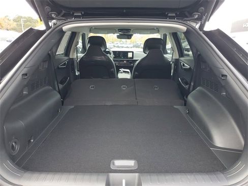 New 2025 Kia EV6 Wind image 8