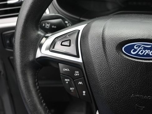Used 2023 Ford Edge SEL AWD/4WD image 18