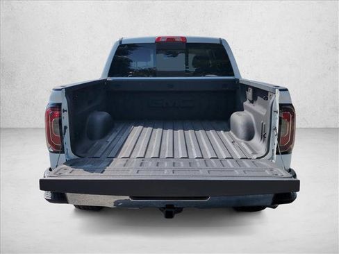 Used 2018 GMC Sierra 1500 SLT AWD/4WD image 7