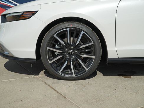 New 2025 Honda Accord Touring image 12