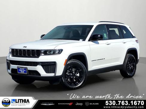 New 2026 Jeep Grand Cherokee Altitude image 1