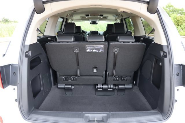 New 2026 Honda Odyssey Touring image 11