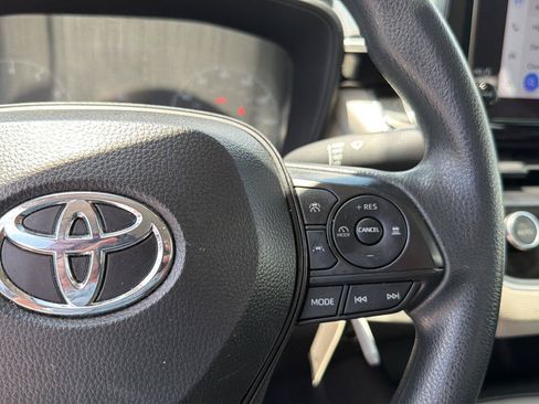Used 2024 Toyota Corolla LE FWD image 21